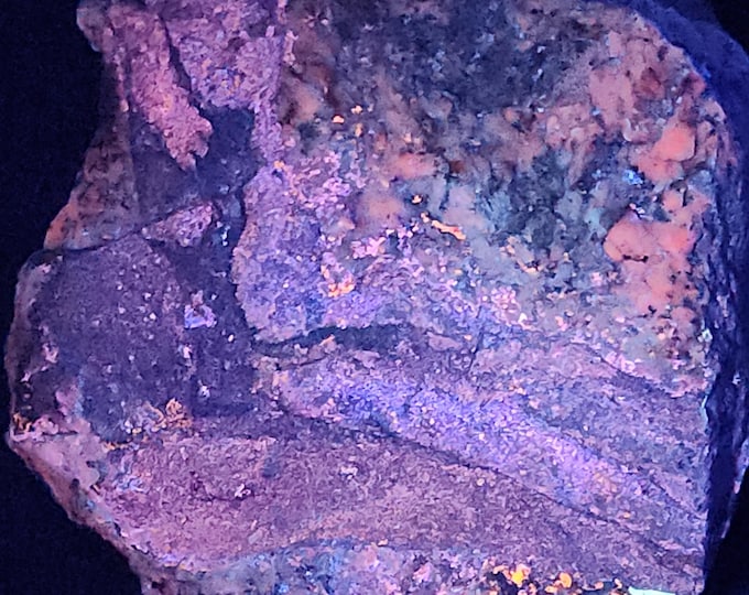 Huge 25lbs+ Multiwave Sw Mw Lw Ultraviolet Fluorescent Thick Grey Sphalerite Vein in Calcite with Willemite Franklin NJ UV Minerals
