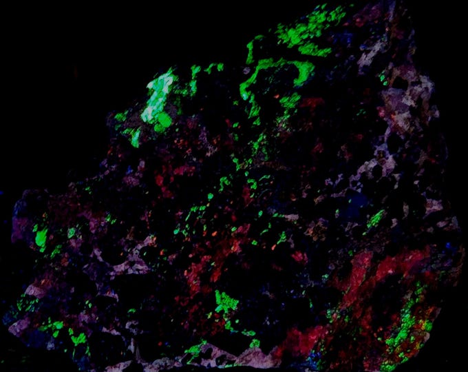 SW UV Fluorescent Meionite, Microcline & Willemite - Franklin, New Jersey Ultraviolet Minerals Rocks