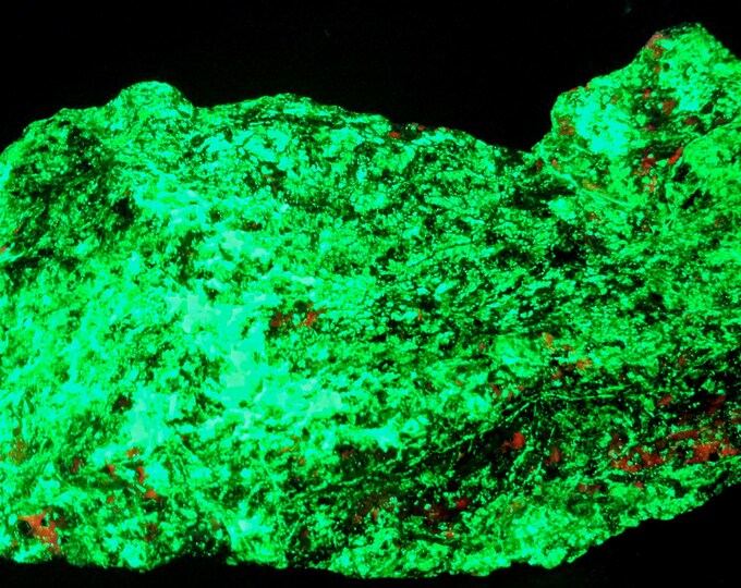 Big 8.9 lbs SW MW LW Uv Fluorescent Fibrous White Willemite on Willemite Calcite Franklinite - Sterling Hill Mine by Franklin Nj