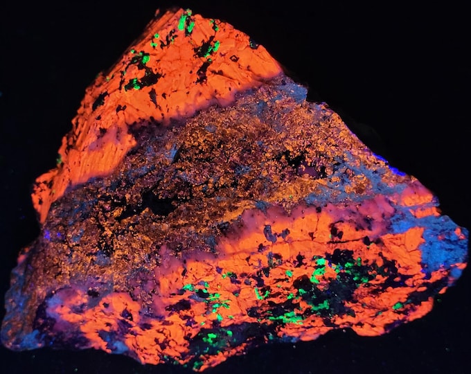 Multiwave Ultraviolet Fluorescent Grey Sphalerite Veins in Calcite with Willemite & Hydrozincite Franklin NJ UV Minerals