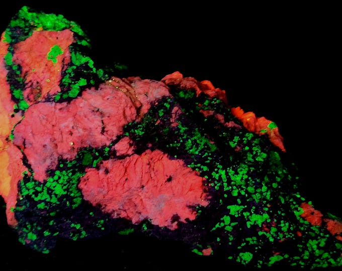 Nice & Big Multiwave UV Fluorescent Willemite Calcite Sphalerite Dolomite Collapse Breccia - Sterling Hill Mine by Franklin NJ