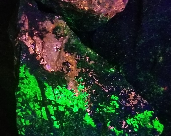 Lot of 2 x SW + LW Fluorescent Sphalerite & Willemite Sterling Hill Mine Franklin Mining Dist New Jersey UV Rock Mineral Ultraviolet
