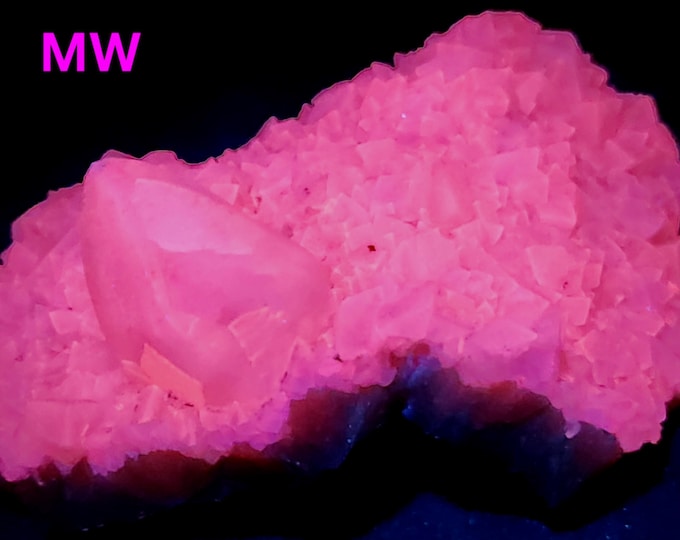 Repaired SW/MW/LW Uv Fluorescent Calcite Crystals on Orange/Pink Stilbite - Moore's Station Quarry, Hopewell Twp, Nj - Mineral Specimen