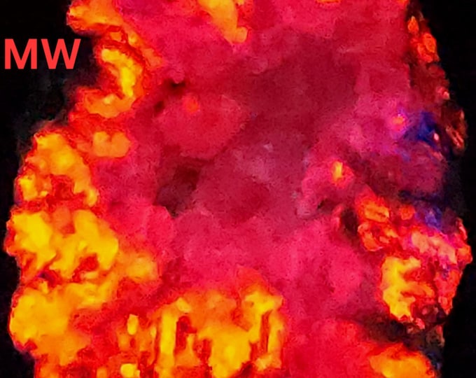 SW MW LW Uv Fluorescent Calcite Geode from Patagonia, Argentina - Ultraviolet Minerals Rocks