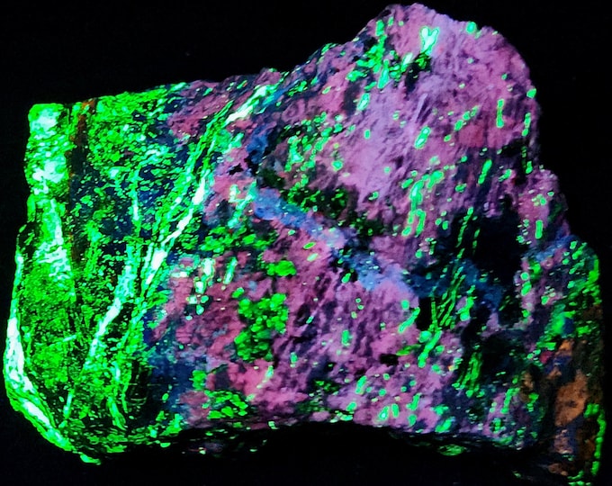 Choice Very Rare SW + MW UV Fluorescent Margarosanite Minehillite Xonotlite Willemite Parker Shaft Franklin New Jersey Minerals
