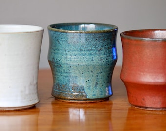 Handmade Ceramic Cup: 14oz Glazed Pottery - Handleless Design