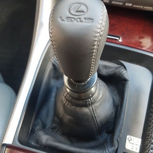 Lexus Gear Stick Shift Knob Lever Manual transmision IS 200 220 220d 250 300 GXE JCE Ale Gse Thread pitch  12x1.25 mm Gray stitching