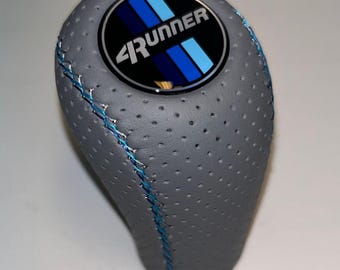 Old Style Toyota Automatic Shift Knob for 4Runner (up to 2024) and most models with automatic transmission and thread pitch 8x1,25mm