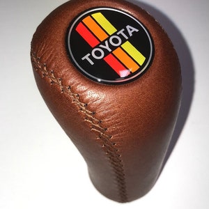 Gammeldags växelspaksknopp passar Toyota Tacoma (05-15), Tundra (00-19) 5-6 växlar brun gängstigning 12x1,25 mm Endast manuell växellåda!!!