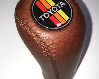 Old Style Shift Knob Fits For Toyota Tacoma (05-15) , Tundra (00-19) 5-6 speed Brown Thread pitch  12x1.25 mm Manual transmission Only !!!