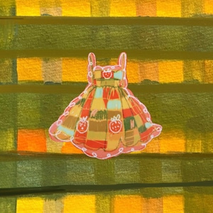 Sticker jurk aardbei patchwork: vinylsticker cottagecore