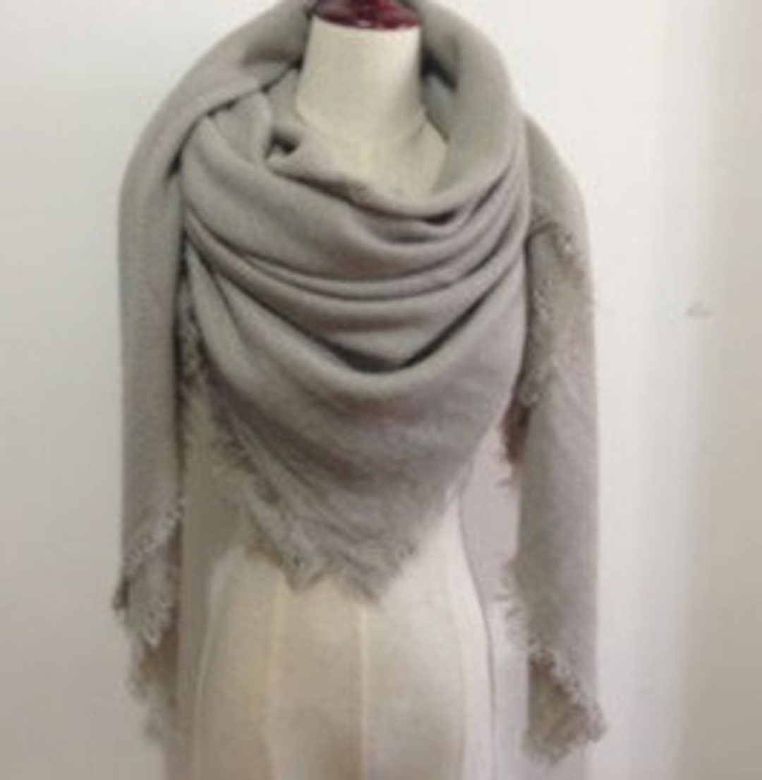 Light Gray Wedding Scarf Shawl / Bridesmaid Shawl / Wedding - Etsy