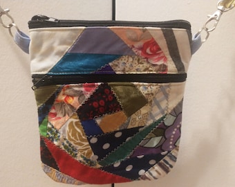 Handmade Patchwork Crossbody Bag, Expandable, zippered, with pockets,  Colorful and practical