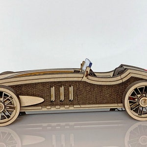 Coche de carreras de madera vintage
