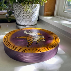 Minnesota Vikings - 3 player Cribbage Board - Round