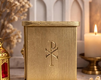 Model Play Tabernacle with Ciborium & Hosts