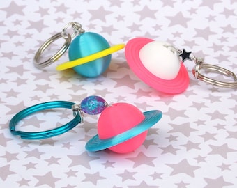 Saturn keychain, customizable 3D printed planet key ring, cute space accessories