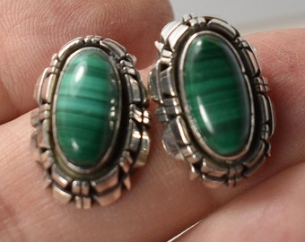 Grande boucle d’oreilles Southwest Royston Malachite Stud Post Navajo Calvin Spencer