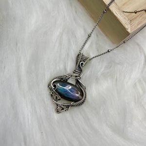 Purple Labradorite Necklace/ Crystal Necklace/ silver necklace