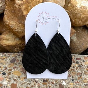 Black Saffiano leather teardrop earrings image 4