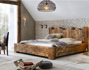 Woodkings Bett Kingsburgh 180x200 Holzbett Bettrahmen Doppelbett Ehebett recycelte Pinie Schlafzimmer Möbel