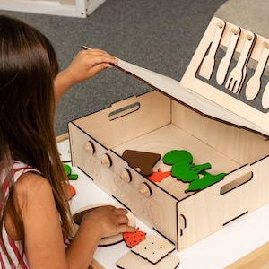 LiL HOUSE jugar cocina; Cocina portátil; Cocina de madera; Jugar a la comida; Dey de diseño Montessori; Juguete de aprendizaje de actividad educativa; Juguete ecológico natural de madera