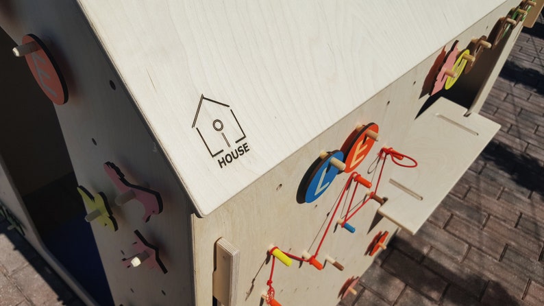 LiL HOUSE Montessori wooden playhouse L size Indoor image 5