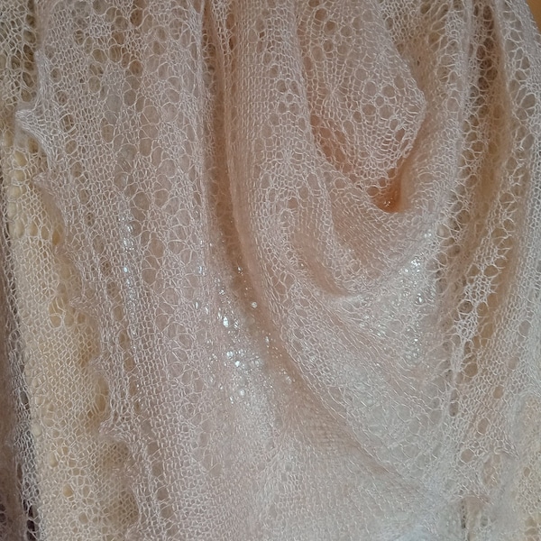 shawl warna cream