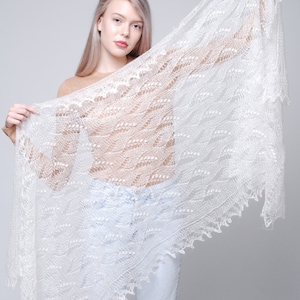 White Orenburg shawl, Wedding shawl, Bridal wrap, white shawl, scarf, goat down, shawl, Handmade,stole,scarf, wool, warm, elegant shawl