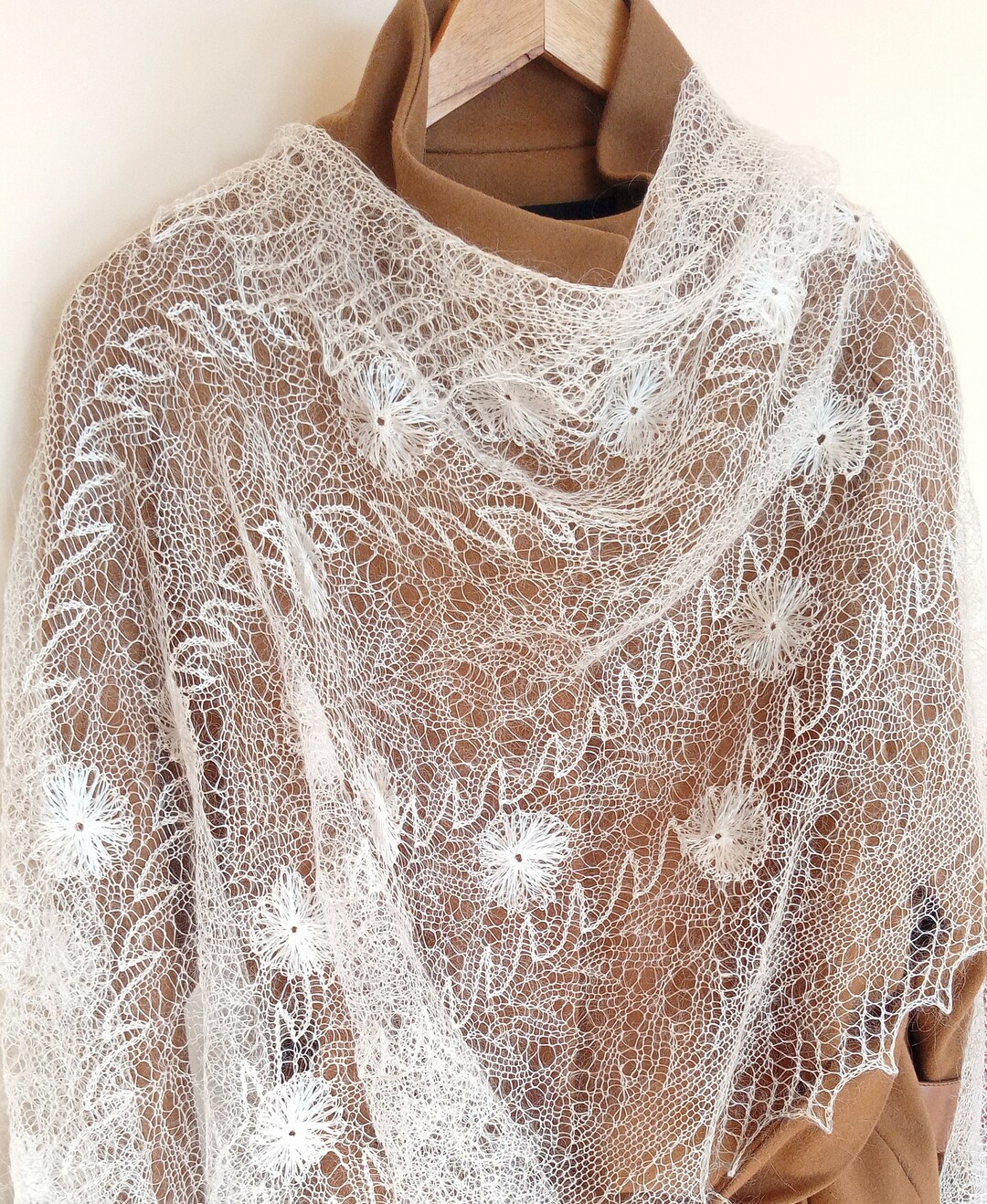 womens white shawl wrap