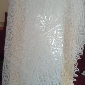 Soft Downy Orenburg shawl, White shawl, Bridal shawl, Wedding,wrap, cape, goat down, shawl,soft shawl,handmade, knitted shawl, square shape