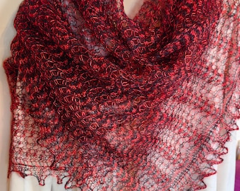 Chal de plumón de cabra rojo hecho a mano: bufanda de estola con encaje calado