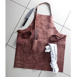 Leather apron for man ~ Housewarming gift for man ~ Personalize apron for man ~ Man apron ~ Chef apron