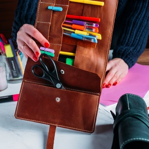 Paint brush holder, Leather artist roll, Leather pen holder image 1