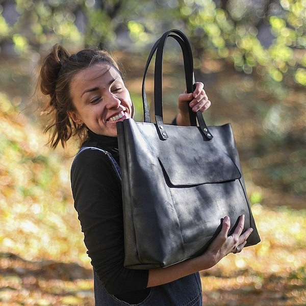 Extra LARGE leather TOTE bag with pockets and ZIPPER / Black personalised laptop bag