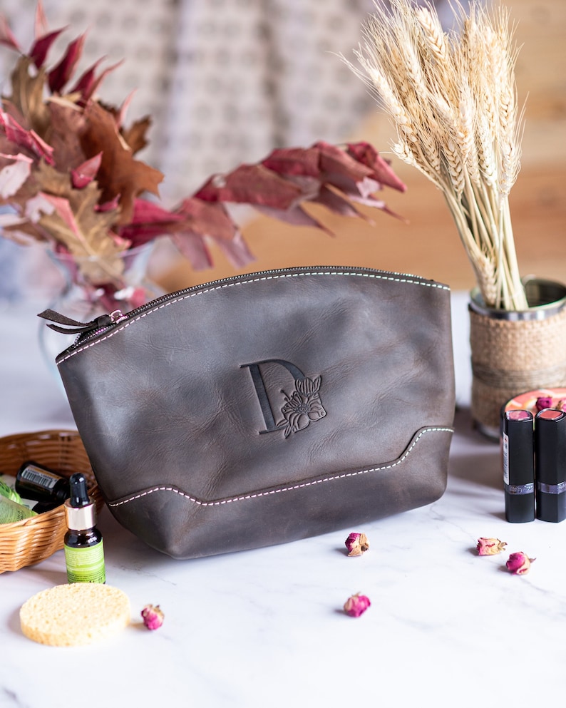 Leather makeup bag, Bridesmaid gift, Leather pouch image 4