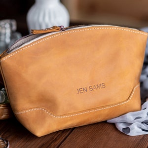 Leather makeup bag, Bridesmaid gift, Leather pouch image 8