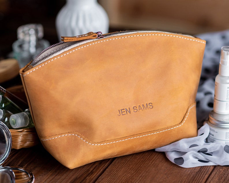 Leather makeup bag, Bridesmaid gift, Leather pouch image 8