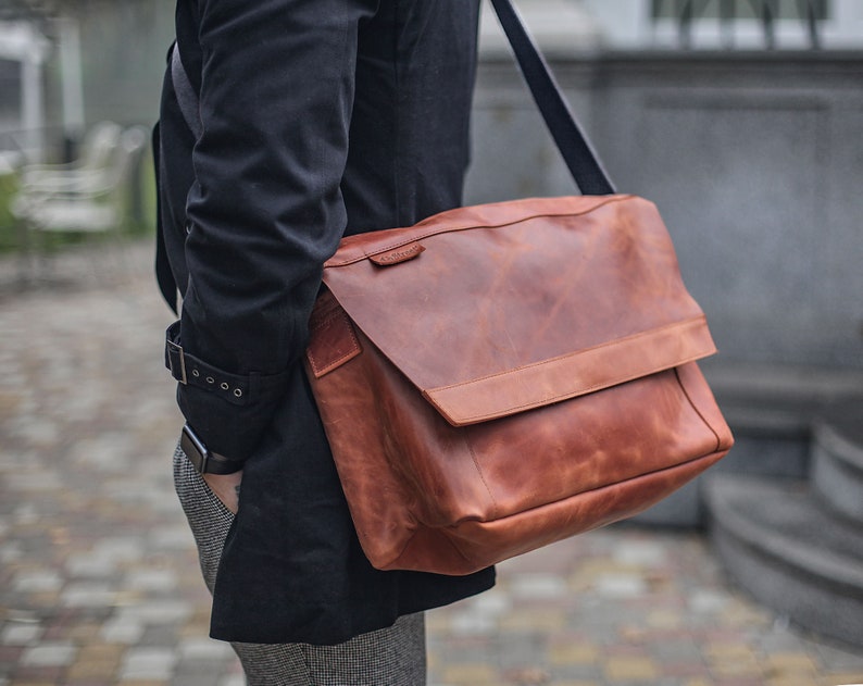 Personalized LEATHER MESSENGER bag men leather briefcase men image 2