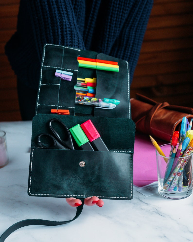 Paint brush holder, Leather artist roll, Leather pen holder image 6