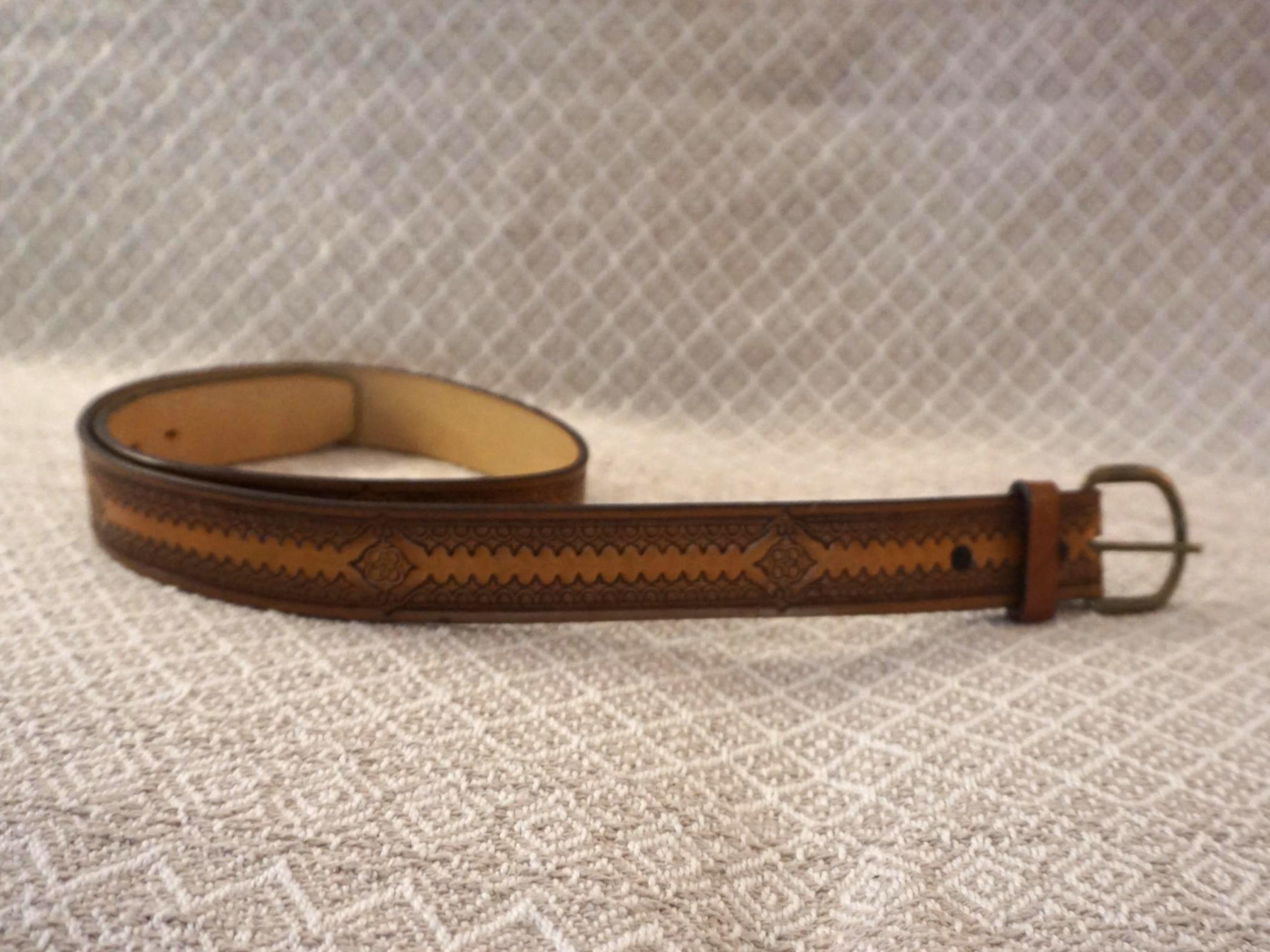 Vintage Thelma Hand Tooled Leather Western Name Belt Size 30 Full Grain Cowhide Hand Tooled Leather Western Belt: Embossed Full Grain, 1.5  main image 3