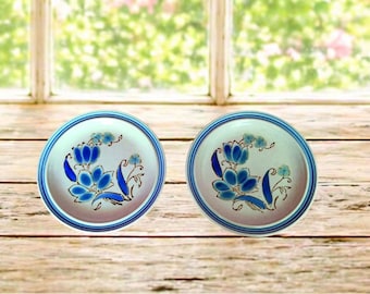 2 MCM Blue Flower Power Plates, 1970s, Retro MCM Kitschy, Salad Plates, Kilncraft Delphina Blue Floral, Blue  on Beige Stoneware, 7.5"  (1)