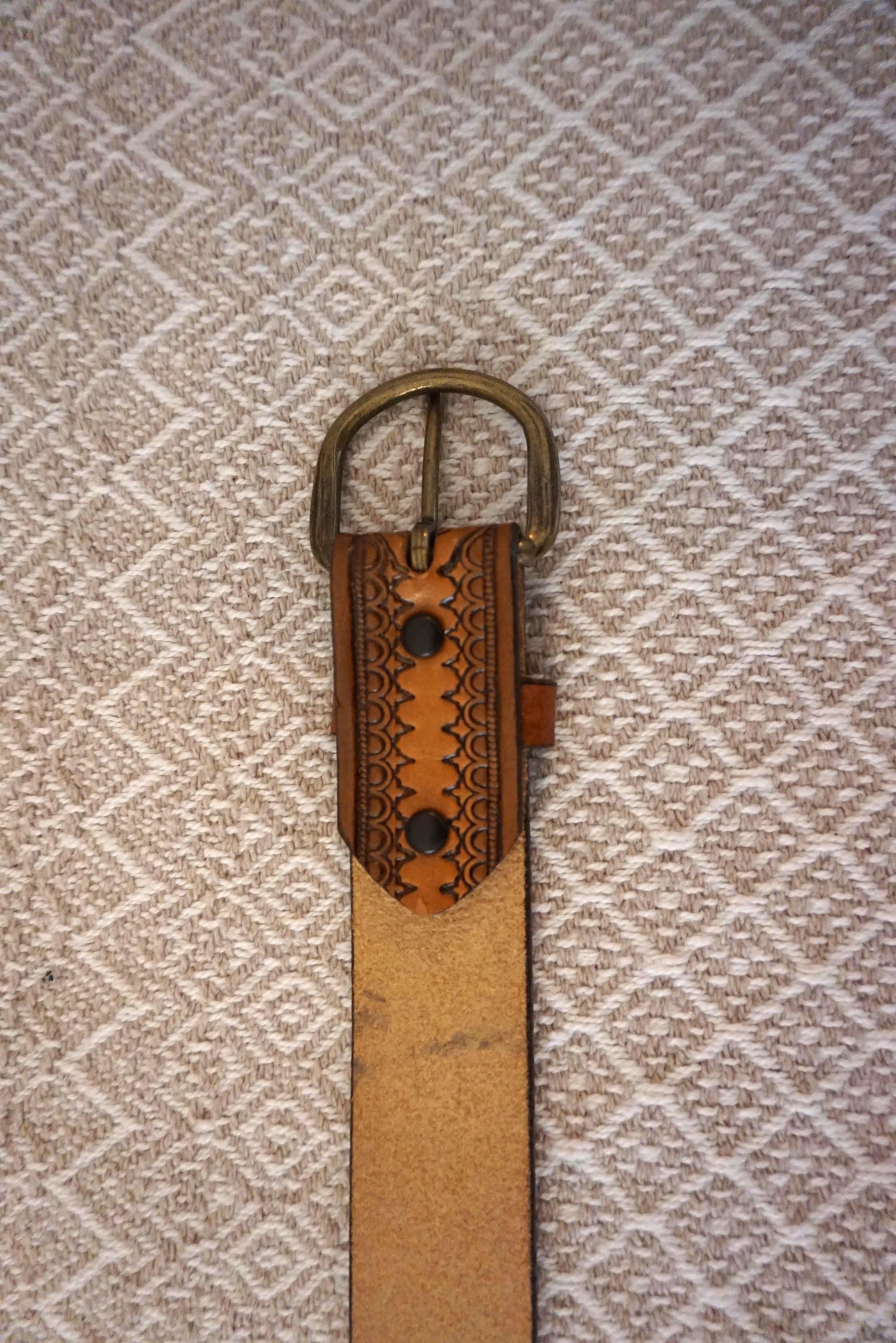 Hand Tooled Full Grain Cowhide Belt: Vintage Western Style  display picture 1