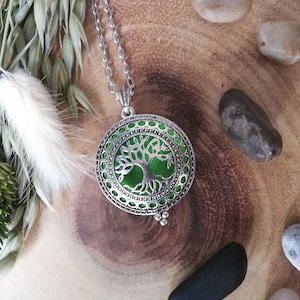 Collar difusor de aceites esenciales Árbol de la Vida / Medallón de aromaterapia con almohadillas de fieltro de colores / Regalo para el bienestar integral