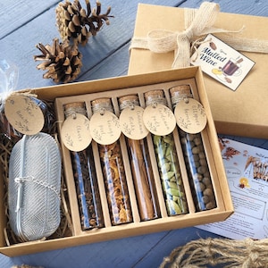 Coffret cadeau d&#39;hiver pour vin chaud et épices |  Coffret cadeau épices chaudes | Cadeau pour amateur de vin | Épices chaudes pour vin rouge | Boisson de Noël DIY