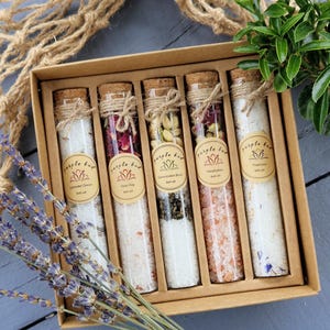 Bath Salt Luxury Collection 5 blends in Glass Sample Test Tubes - Pure Essential oils | Natural Salt - Mothers Day - Natural Soak Gift Box