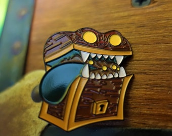 Mimic Enamel Pin für Dungeons and Dragons, Truhe, Tabletop Gaming, dnd, rpg