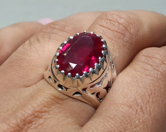 Anel masculino de prata esterlina 925 de rubi vermelho de 12 quilates feito à mão com corte oval anel de rubi vermelho pombo anel de pedra de aniversário de julho anel Yaqoot presente de aniversário para ele