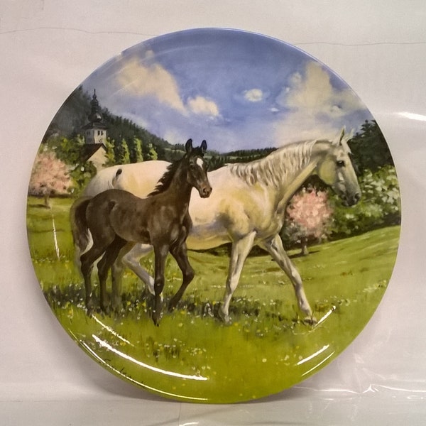Vintage 1988 Decorative Horse Plate - The Austrian Lipizzaner by Susie Whitcombe no: 7205C