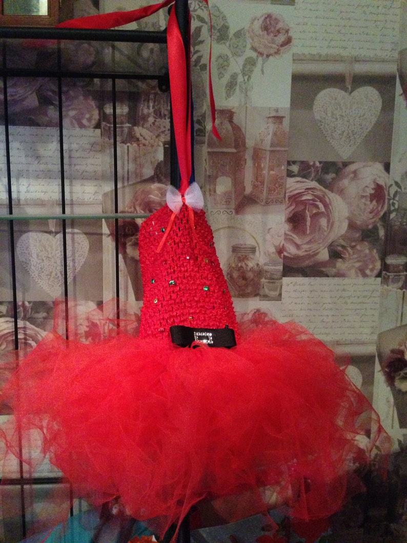 Mrs Claus tutu dress age 3-5 years with crown
